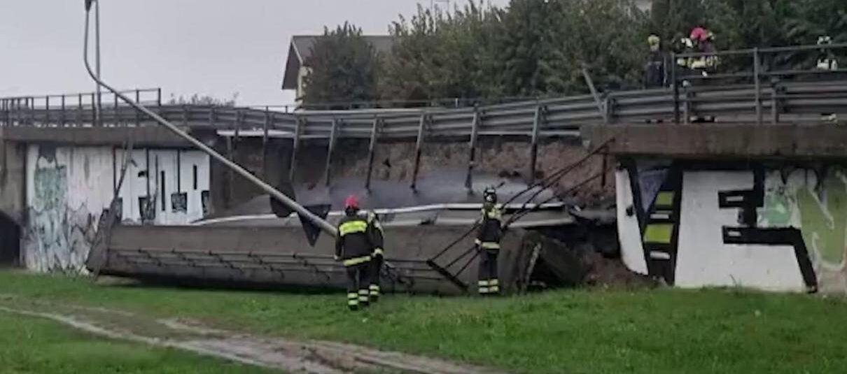 Cede Parte Di Un Cavalcavia A Novara Coinvolta Un Auto