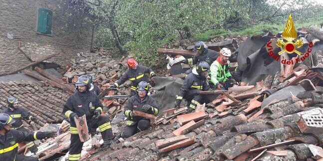 Emilia Flagellata Dal Maltempo: Un Morto In Bici Travolto Dall’acqua E ...